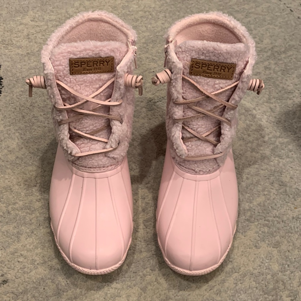 Women’s Sperry Duckboot Pink Sherpa 7.5